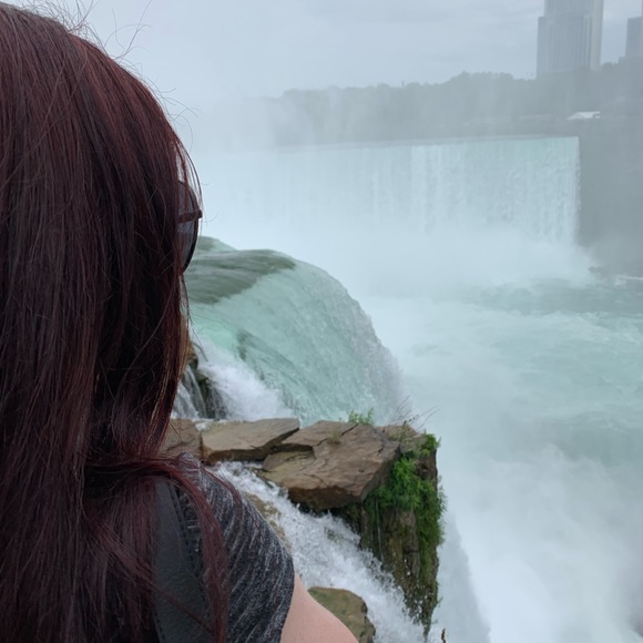 Meet your Posher, Valeri - Picture 9 of 14